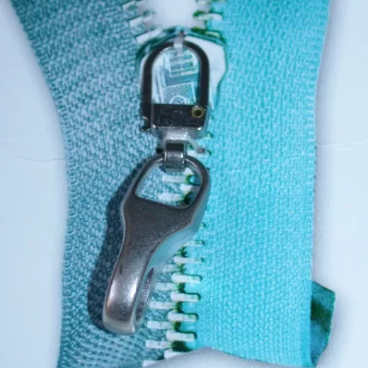 Zipper Pull with Hole matt-silver