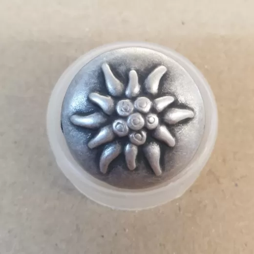 Metal button Flowers - 30 mm