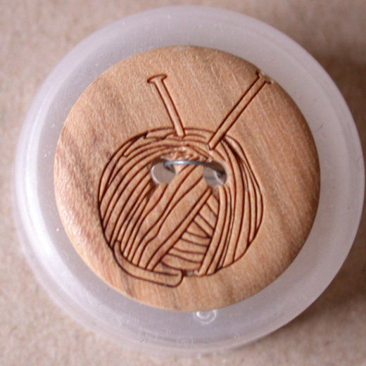 Button Wood Yarn Ball - 15 mm