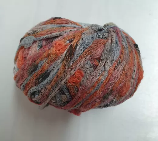 Emma 28 - Lang Yarns 500 g