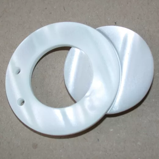 Magnetic Clasp round matt white