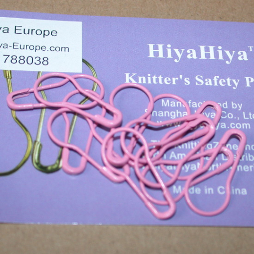 HiyaHiya Safety Pins - pink