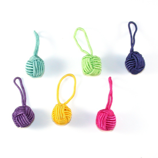 HiyaHiya Stitch Markers - Yarn Balls