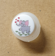 plastic button "elefant" - 15 mm