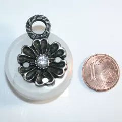 Applikation Blume - Metall