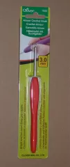 Clover Amour Crochet Hook 3,0 mm (US 2.5)