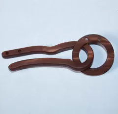Hook Clasp brown