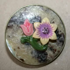 Knopf Perlmutt - handgearbeitet - 30 mm