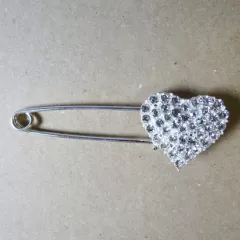 Kilt Pin Rhinestone Heart